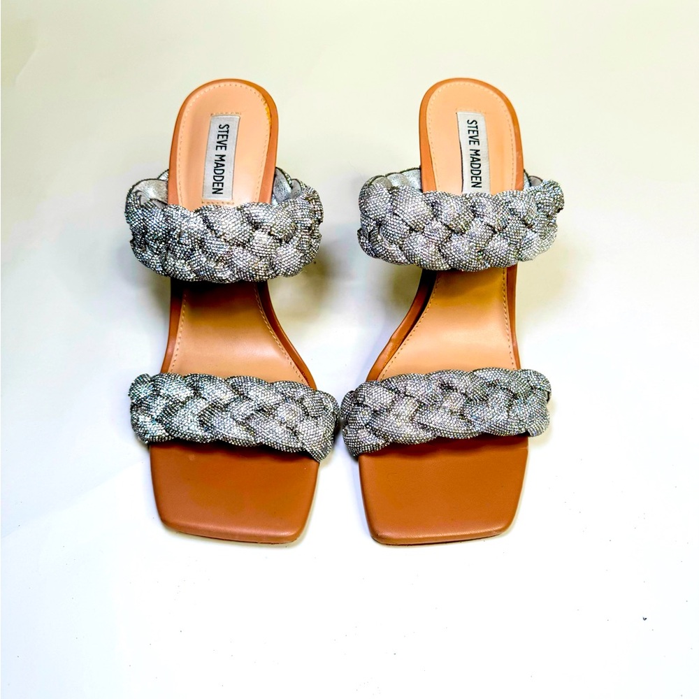 Steve Madden Women's Kenley heeled sandal in Rhinestone. Size 9